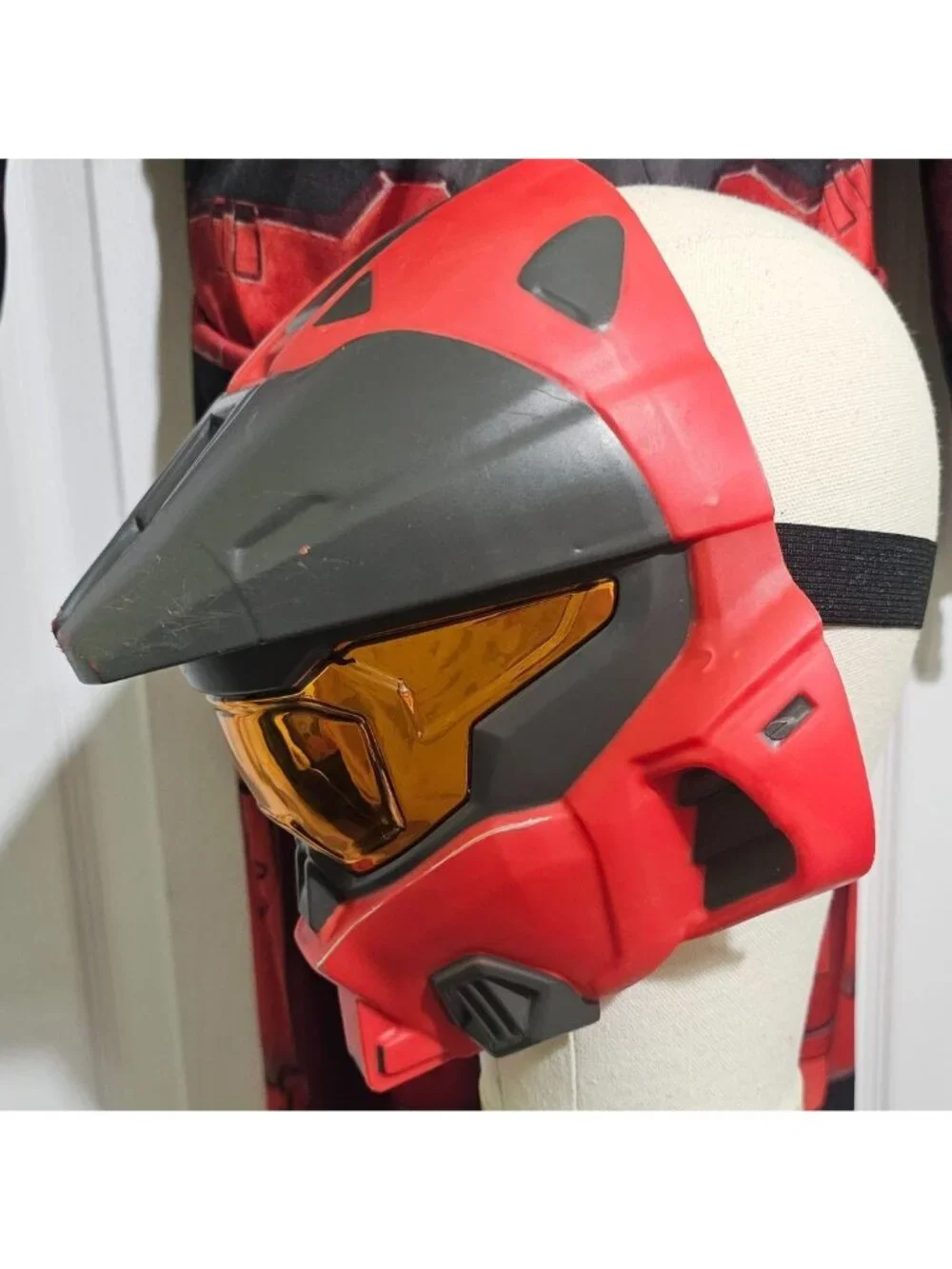 Halo Infinite Red Spartan Muscle Costume Boys 14-16 Mask Boys Halloween Gaming - Picture 4 of 6
